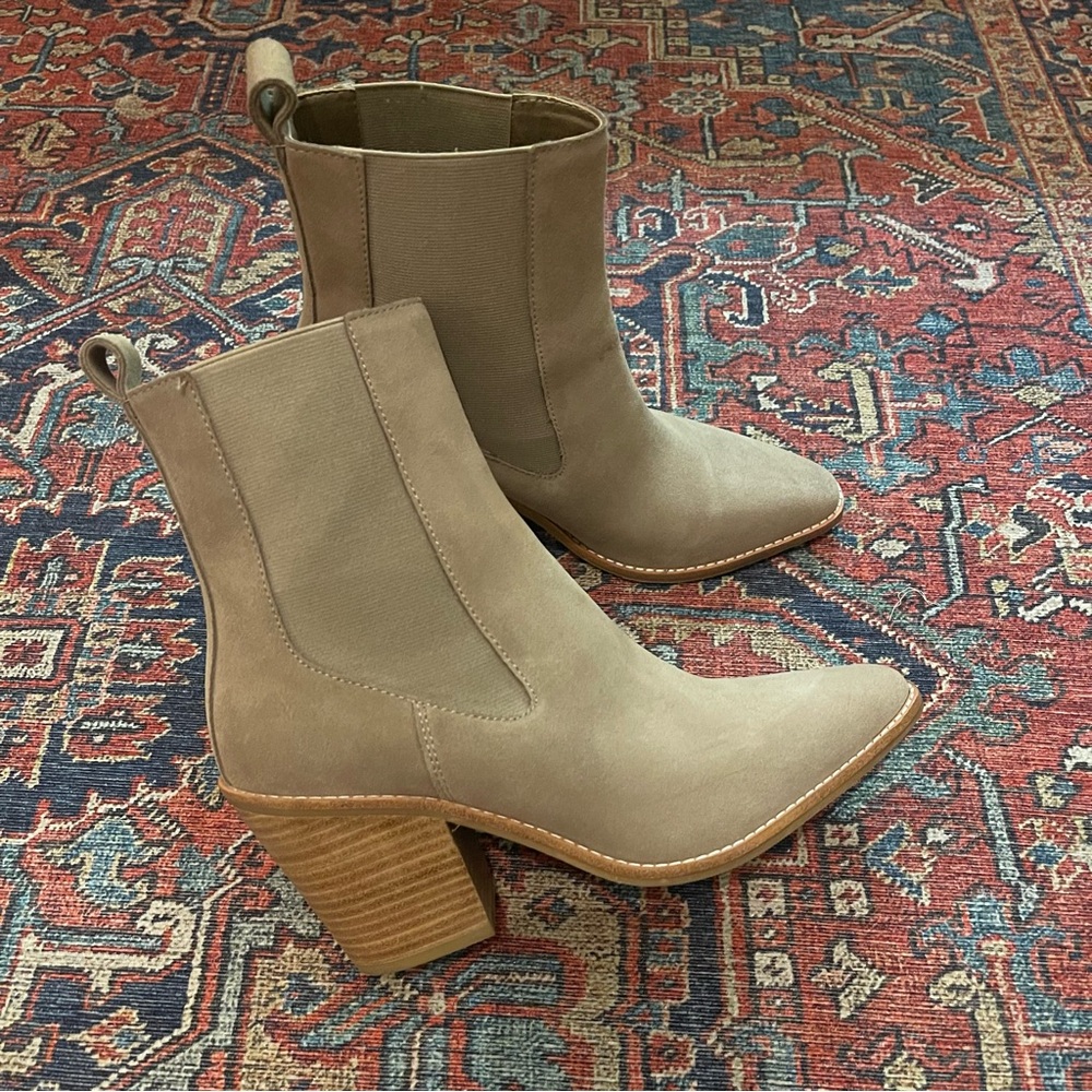 Treasure & Bond Harrison Booties Sz 9